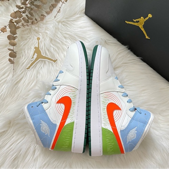 NIKE AIR JORDAN 1 MID SE BACKYARD PRICE FIRM - Picture 5 of 16